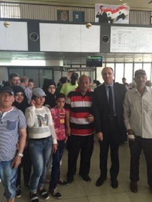 إعادة 11 مصريا علقوا في سوريا