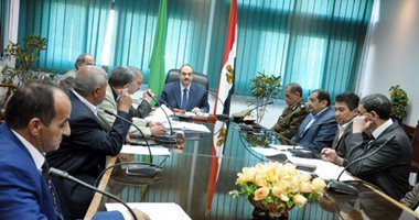 محافظ القليوبية يستقبل مواطني المحافظة لسماع مشاكلهم