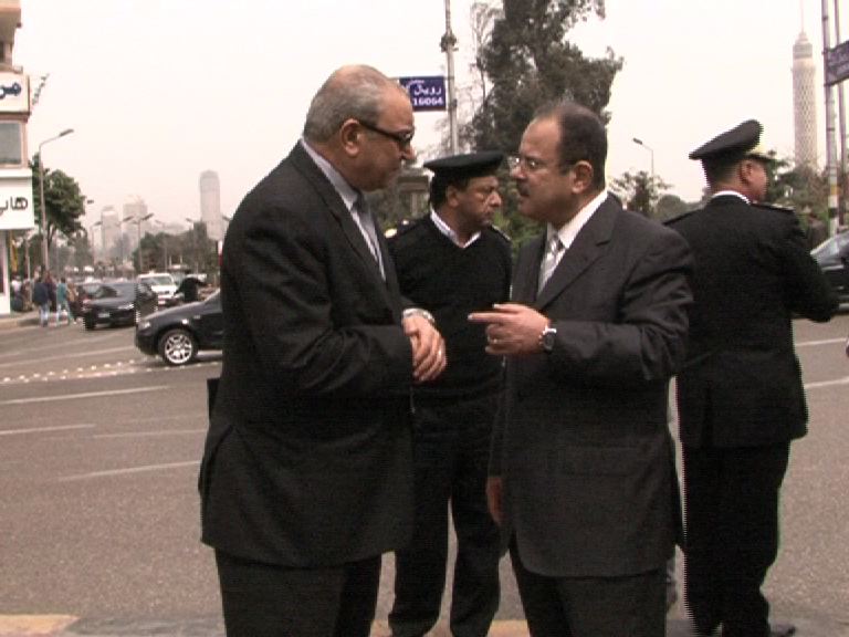 وزير الداخلية يقود جولة مفاجئة بشوارع الجيزة قبل الافطار