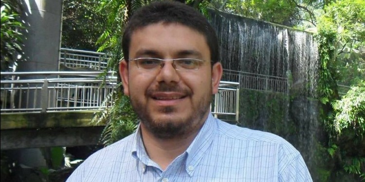 سفير فلسطين بالقاهرة يثنى على دور مصر في نقل جثمان فادي البطش