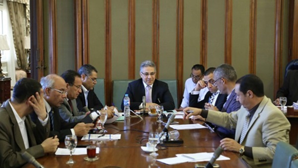 النواب يوصي بتقنين أوضاع سيارات السوزوكي