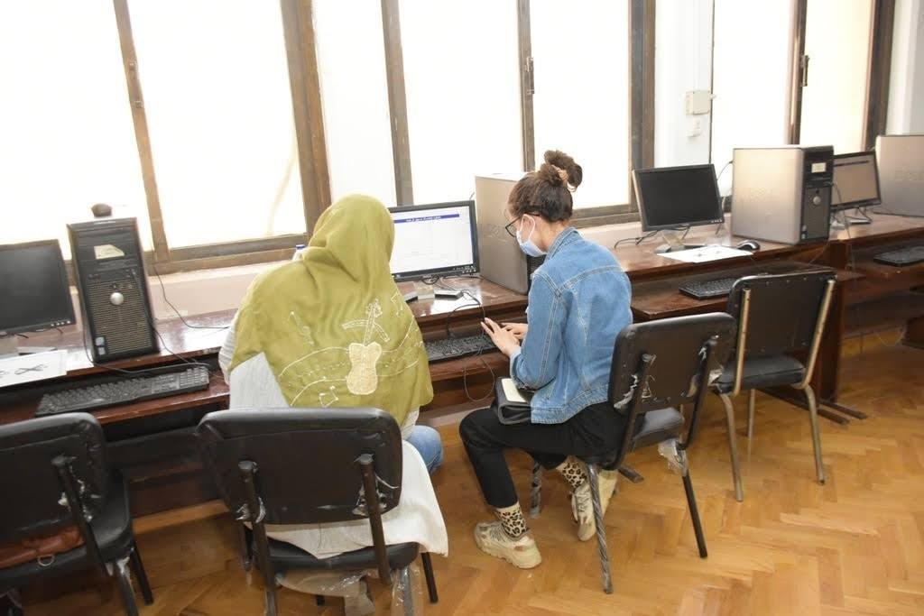 معامل تنسيق جامعة القاهرة تبدأ عملها اليوم بإجراءات احترازية مشددة