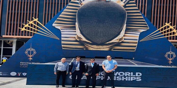 وزير الشباب والرياضة يطمئن علي الإجراءات التنظيمية لمنافسات بطولة العالم للسلاح 