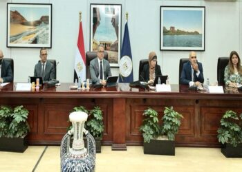 وزير السياحة