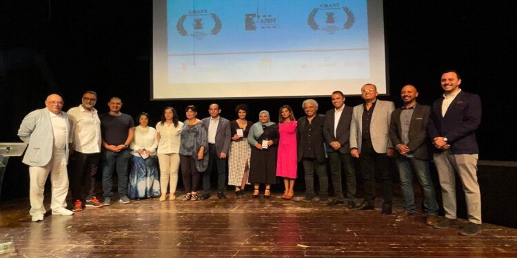 صور..مهرجان أسوان يوزع منح الأفلام القصيرة