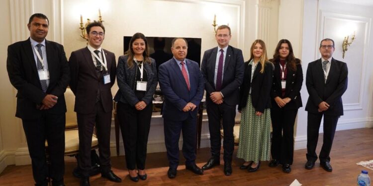 معيط: تعميق مشاركة القطاع الخاص في قضايا التمويل المناخي للتحول للاقتصاد الأخضر