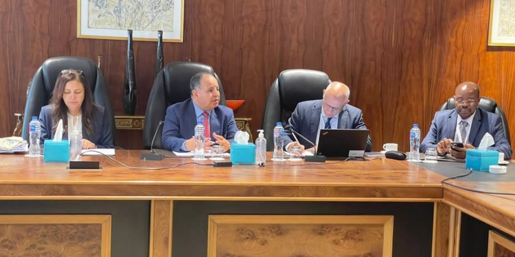 معيط: تعميق مشاركة القطاع الخاص في قضايا التمويل المناخي للتحول للاقتصاد الأخضر