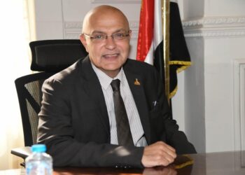 طرح 32 شركة في البورصة