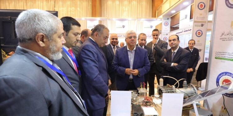 وزير التعليم العالي يشهد ختام مُنتدى أنشطة الجامعات الحكومية لمواجهة التغيرات المناخية