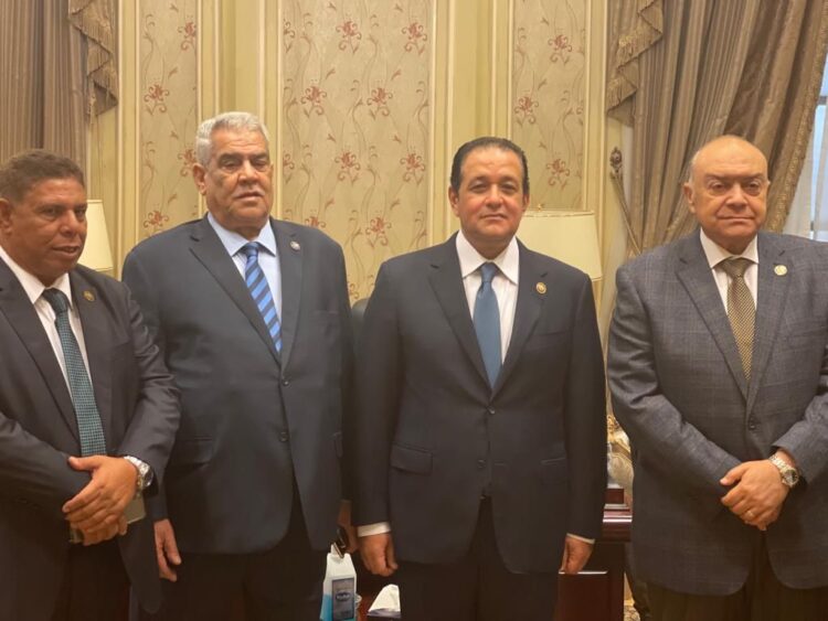 بالتزكية للعام الثالث على التوالي.. علاء عابد رئيسا للجنة النقل والمواصلات بالنواب