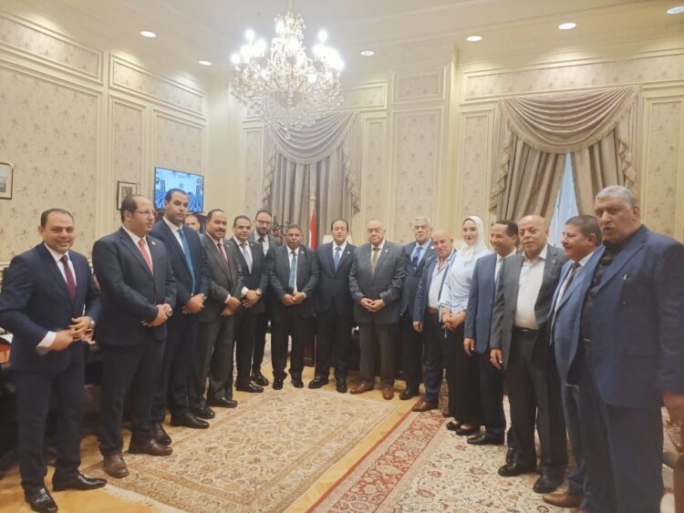 بالتزكية للعام الثالث على التوالي.. علاء عابد رئيسا للجنة النقل والمواصلات بالنواب