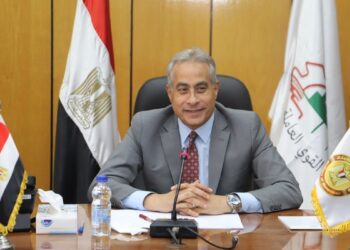 شحاتة: تعديل لوائح المركز القومي للسلامة والصحة لتتماشى مع المتغيرات العالمية والمحلية