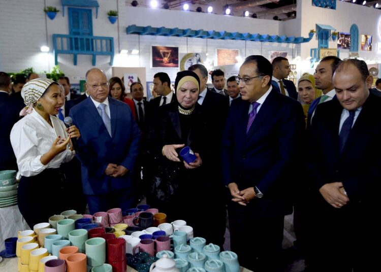 برعاية الرئيس السيسي.. مدبولي يفتتح الدورة الرابعة لمعرض تراثنا للحرف اليدوية والتراثية