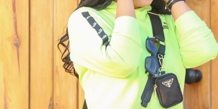 صور.. سمية الخشاب في العين السخنة بسبب «أرواح خفية»