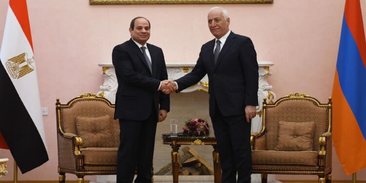 تفاصيل لقاء الرئيس السيسي مع نظيره الأرميني