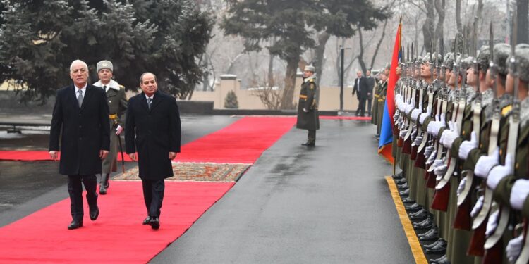 تفاصيل لقاء الرئيس السيسي مع نظيره الأرميني