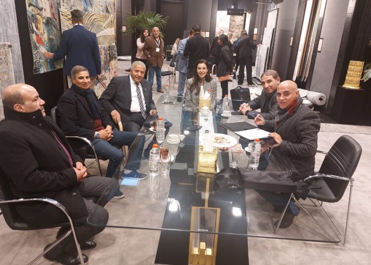 ياسمين خميس من هانوفر تعلن افتتاح مصنع جديد للسجاد الميكانيكي بالعاشر  