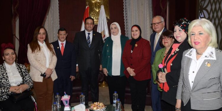 علاء عابد: الرئيس السيسي حريص على تلبيه احتياجات ذوي الهمم