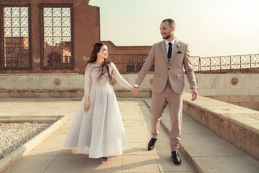 خطوبة الفارس والجميلة