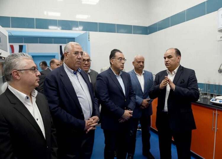 رئيس الوزراء يشهد افتتاح معمل الحجر الزراعي بميناء العين السخنة