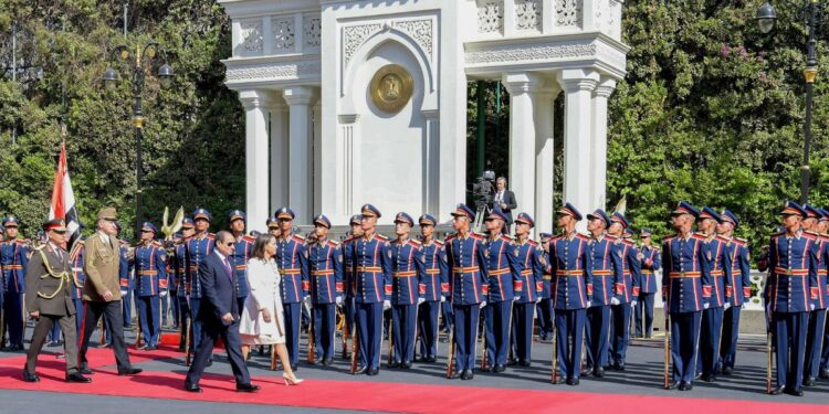 الرئيس السيسي يستقبل كاتالين نوفاك رئيسة المجر بقصر الاتحادية