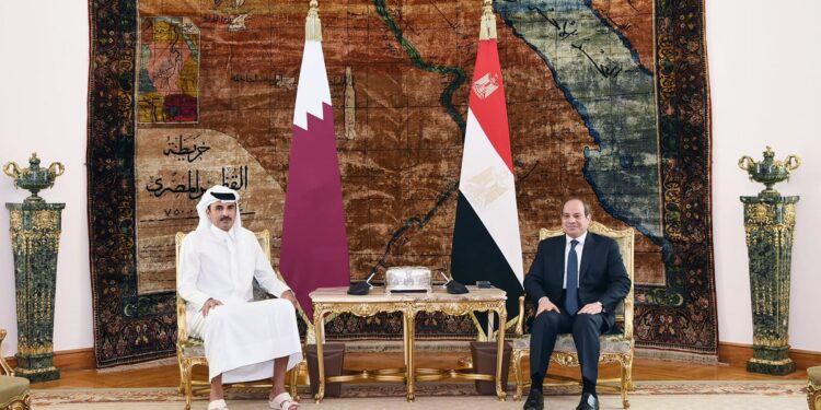 تفاصيل جلسة المباحثات الثنائية بين الرئيس السيسي وأمير قطر