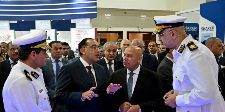 مدبولي يشهد التشغيل التجريبي للمرحلة النهائية من الخط الثالث للمترو ومونوريل شرق النيل  