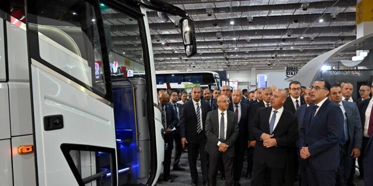 مدبولي يشهد التشغيل التجريبي للمرحلة النهائية من الخط الثالث للمترو ومونوريل شرق النيل  