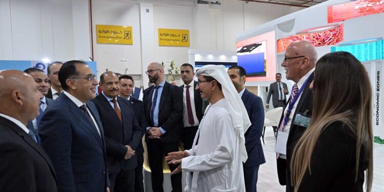 مدبولي يشهد التشغيل التجريبي للمرحلة النهائية من الخط الثالث للمترو ومونوريل شرق النيل  