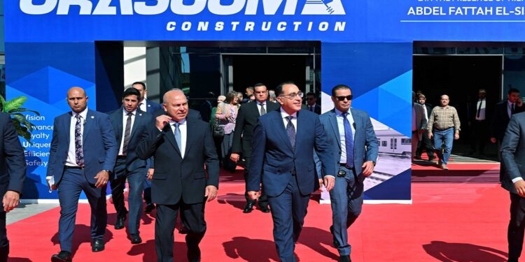 مدبولي يشهد التشغيل التجريبي للمرحلة النهائية من الخط الثالث للمترو ومونوريل شرق النيل  