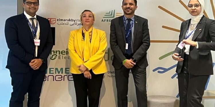 وزيرة البيئة تتفقد آخر الترتيبات للجناح المصري الرسمي بمؤتمر COP28