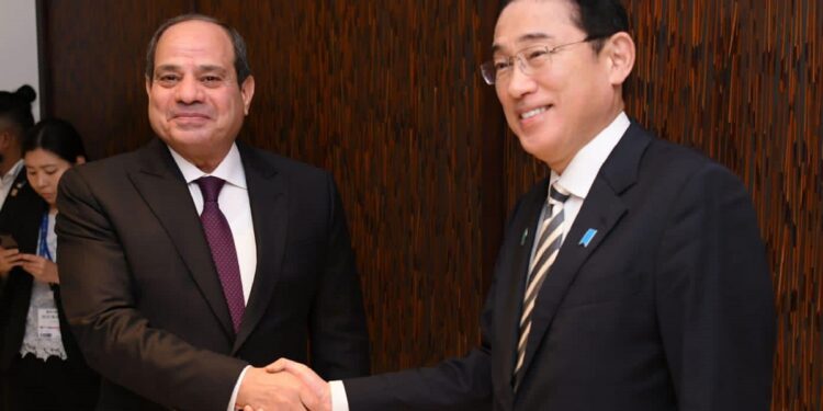 الرئيس السيسي يلتقي فوميو كيشيدا رئيس وزراء اليابان على هامش cop28