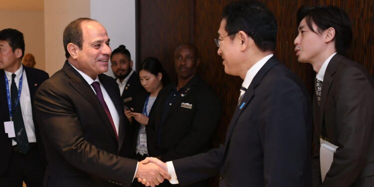 الرئيس السيسي يلتقي فوميو كيشيدا رئيس وزراء اليابان على هامش cop28