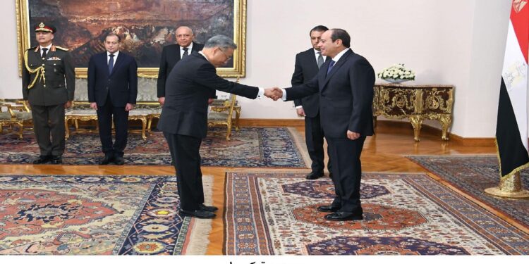 صور.. الرئيس السيسي يتسلم أوراق اعتماد عدد من السفراء الجدد لدى القاهرة