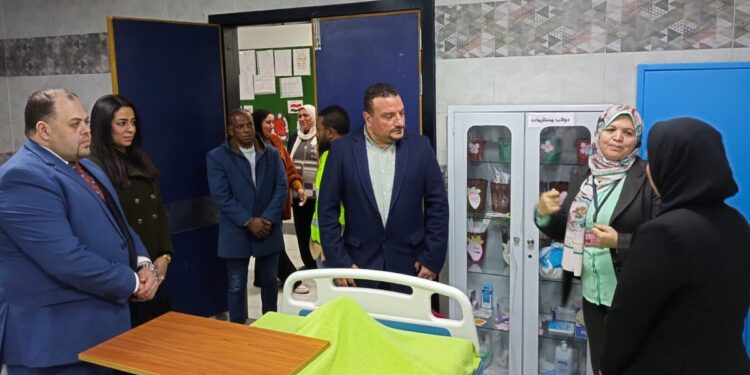 نواب الصحة بالإسكندرية يزورون مستشفى العجمي التابع لأمانة المراكز الطبية المتخصصة