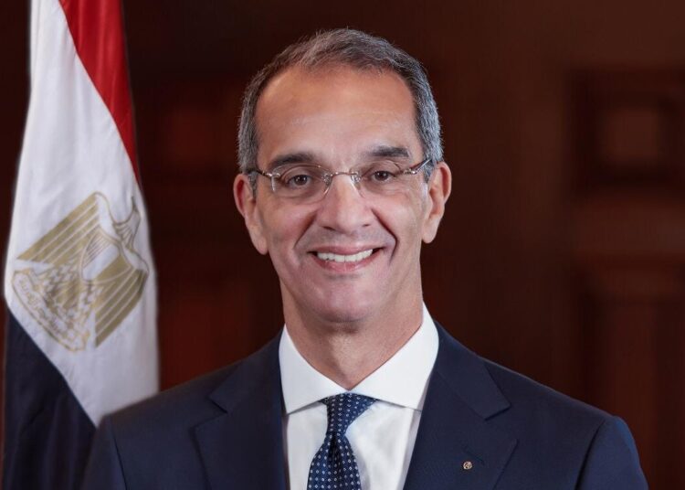 وزير الاتصالات