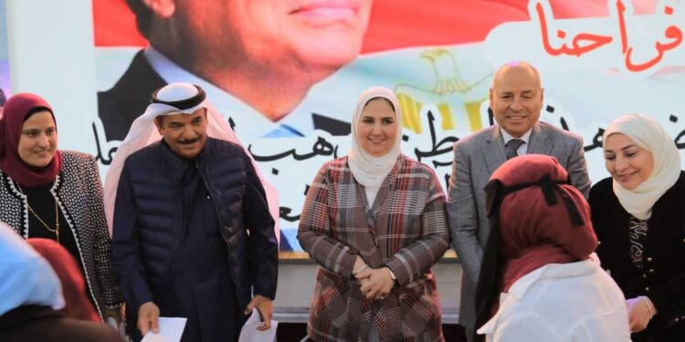 وزيرة التضامن تشهد احتفالية مبادرة «أفراحنا» لتجهيز 400 عروسة من الأسر الأولى بالرعاية
