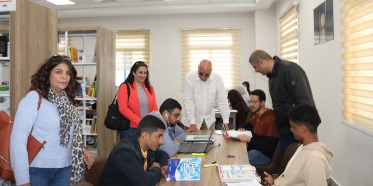 وفد إعلام النواب يكتشف وقف المقاولين للعمل بـ4 قصور ثقافة بسبب المستحقات المالية