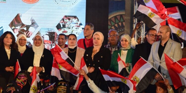 صور.. وفد إعلام النواب يشارك في ختام أسبوع «أهل مصر» بأسوان