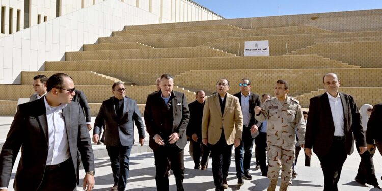 مدبولي: سعداء بقرب انتهاء مشروع المتحف المصري الكبير لنقدم للعالم تحفة فنية معمارية مبهرة