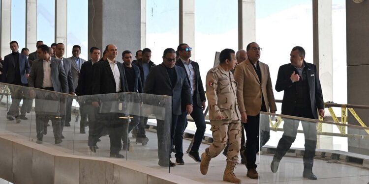 مدبولي: سعداء بقرب انتهاء مشروع المتحف المصري الكبير لنقدم للعالم تحفة فنية معمارية مبهرة