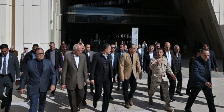 مدبولي: سعداء بقرب انتهاء مشروع المتحف المصري الكبير لنقدم للعالم تحفة فنية معمارية مبهرة