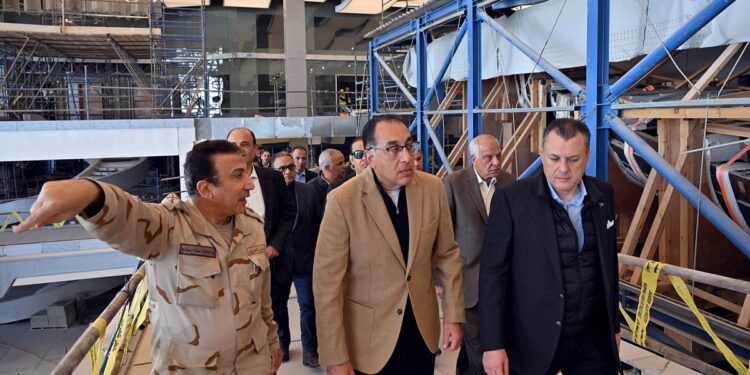 مدبولي: سعداء بقرب انتهاء مشروع المتحف المصري الكبير لنقدم للعالم تحفة فنية معمارية مبهرة