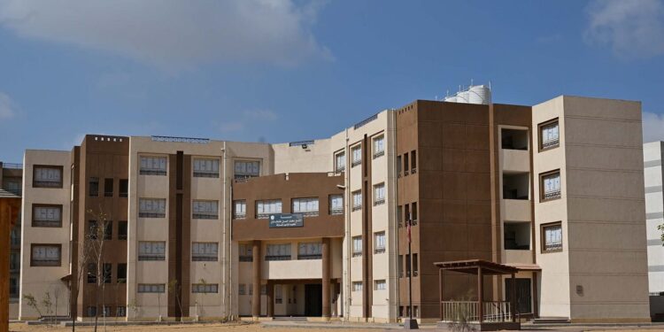 رئيس الوزراء يتفقد الوحدات السكنية بـ«زهرة العاصمة» بمدينة بدر للموظفين المنتقلين للعاصمة الإدارية