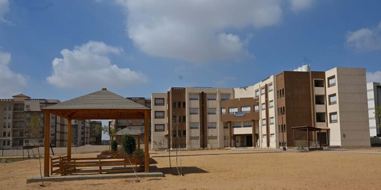 رئيس الوزراء يتفقد الوحدات السكنية بـ«زهرة العاصمة» بمدينة بدر للموظفين المنتقلين للعاصمة الإدارية