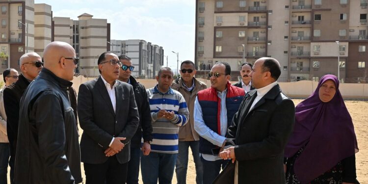 رئيس الوزراء يتفقد الوحدات السكنية بـ«زهرة العاصمة» بمدينة بدر للموظفين المنتقلين للعاصمة الإدارية