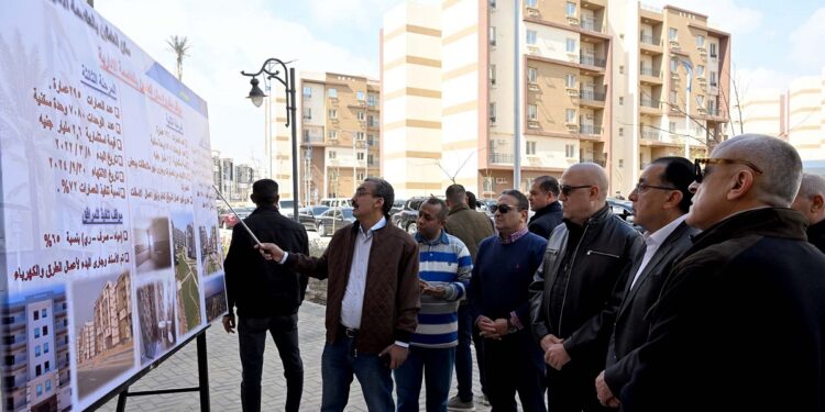 رئيس الوزراء يتفقد الوحدات السكنية بـ«زهرة العاصمة» بمدينة بدر للموظفين المنتقلين للعاصمة الإدارية