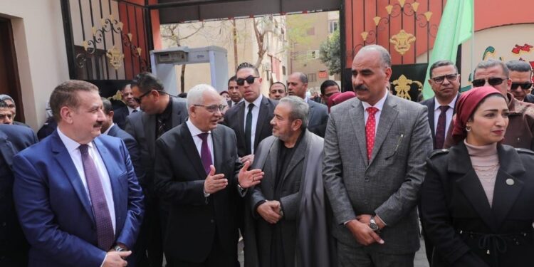 وزير التعليم ومحافظ المنوفية يفتتحان مدرسة المساعي المشكورة الإعدادية الجديدة «بنات» بعد تطويرها