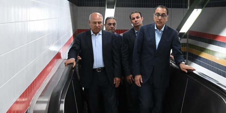 مدبولي: تكليفات من الرئيس السيسي بالعمل دوما على تحسين خدمات النقل الجماعي للمواطنين 