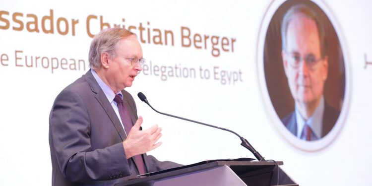 وزيرة التضامن: المشروعات الأهلية تستهدف تعزيز تكافؤ الفرص للنساء والشباب وذوي الإعاقة